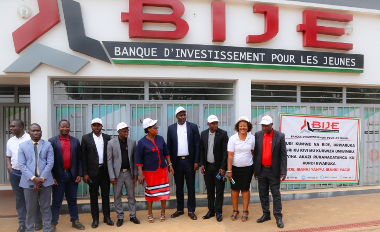 Banque d'investissements pour les jeunes - cdn-rca.cf